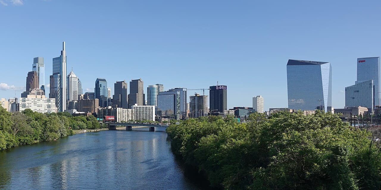 Philadelphia, PA skyline